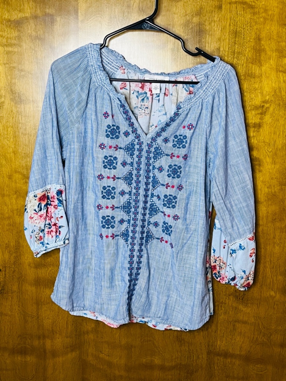 Vintage America Blue Embroidered Boho Peasant Top Size Small